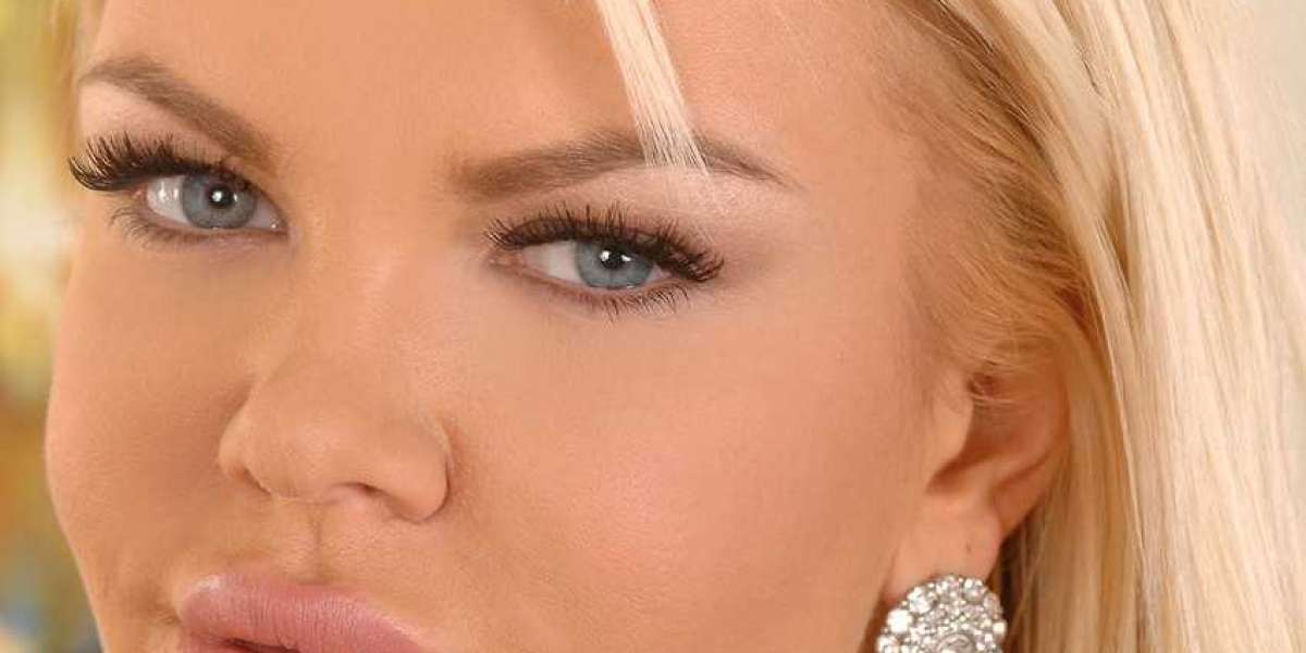 The Truth About How To Take Nudes In 6 Little Words