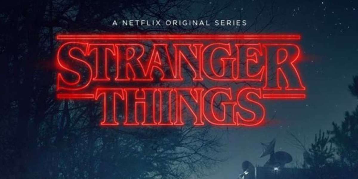 Stranger Things – Hawkins Secrets & 80s Nostalgia